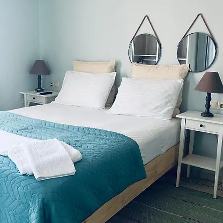 Theros * Nydri (Lefkada)