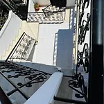 Apartman Theros *