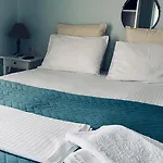 Theros Apartment *