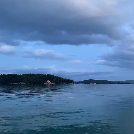 Theros * Nydri (Lefkada)